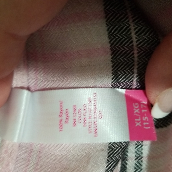 3 for 20. No Boundaries ladies Blouse. - Picture 6 of 6